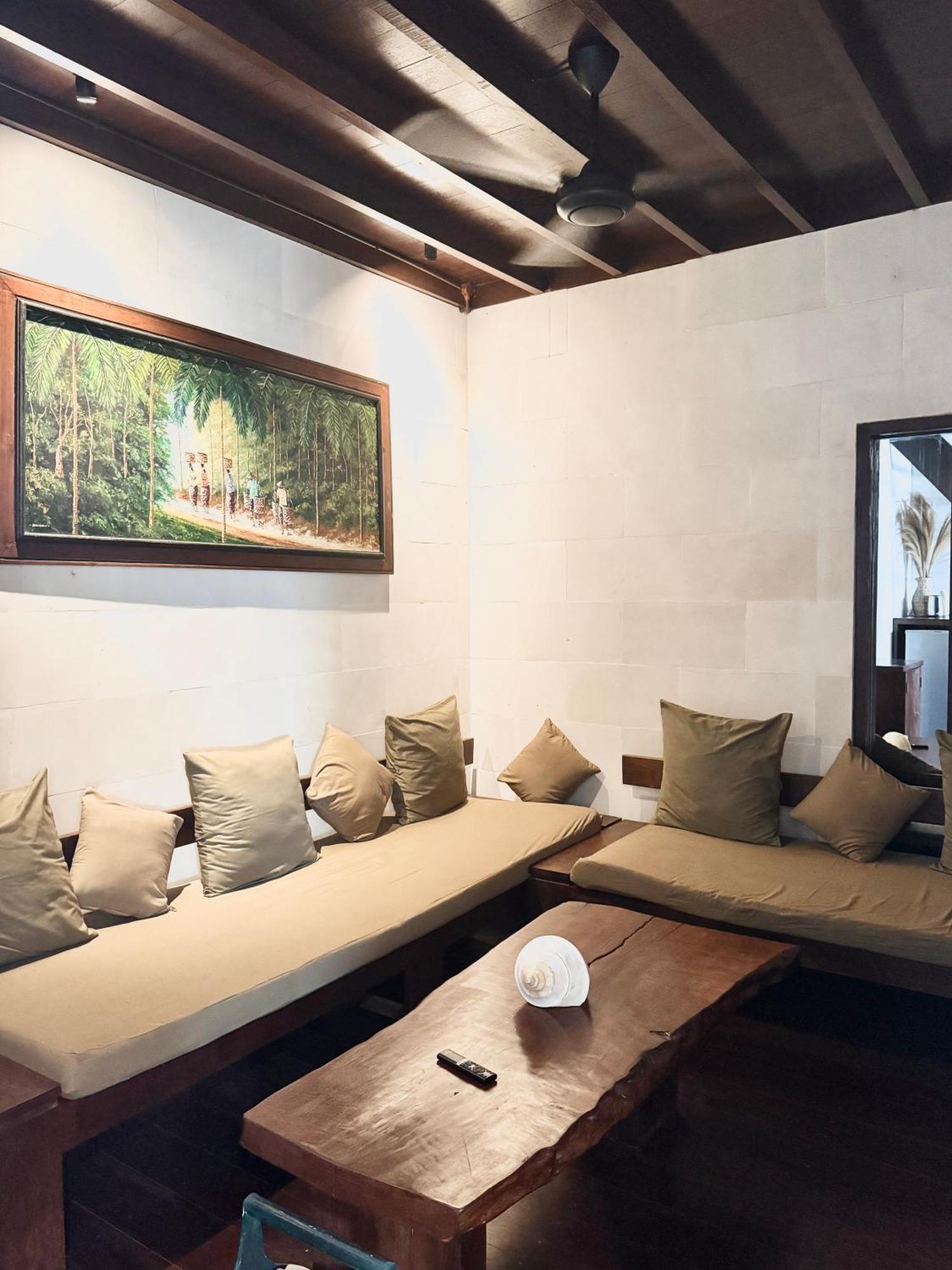 Bale Bingin Beachfront Stay ウルワツ 部屋 写真