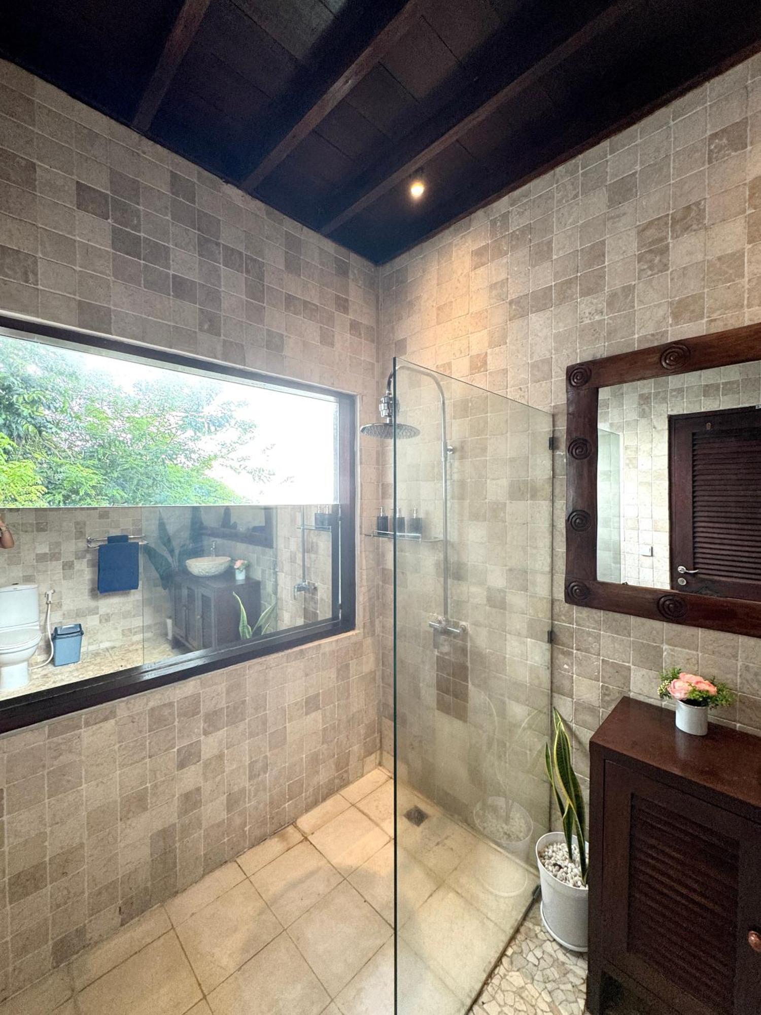 Bale Bingin Beachfront Stay ウルワツ 部屋 写真